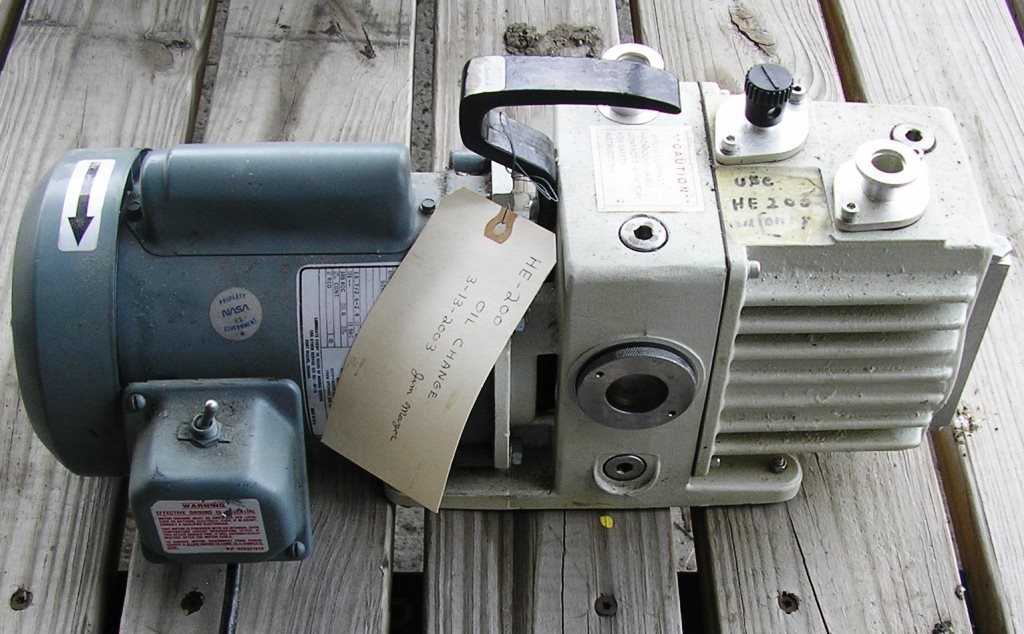 Leybold Hereaus Trivac Pumps D2A