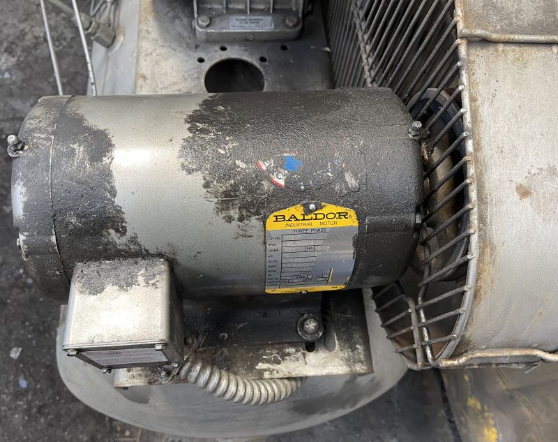 original-used-leroi-duplex-pre-owned-air-compressor-3-hp-on-both-motor-230-460-volts-7.jpg