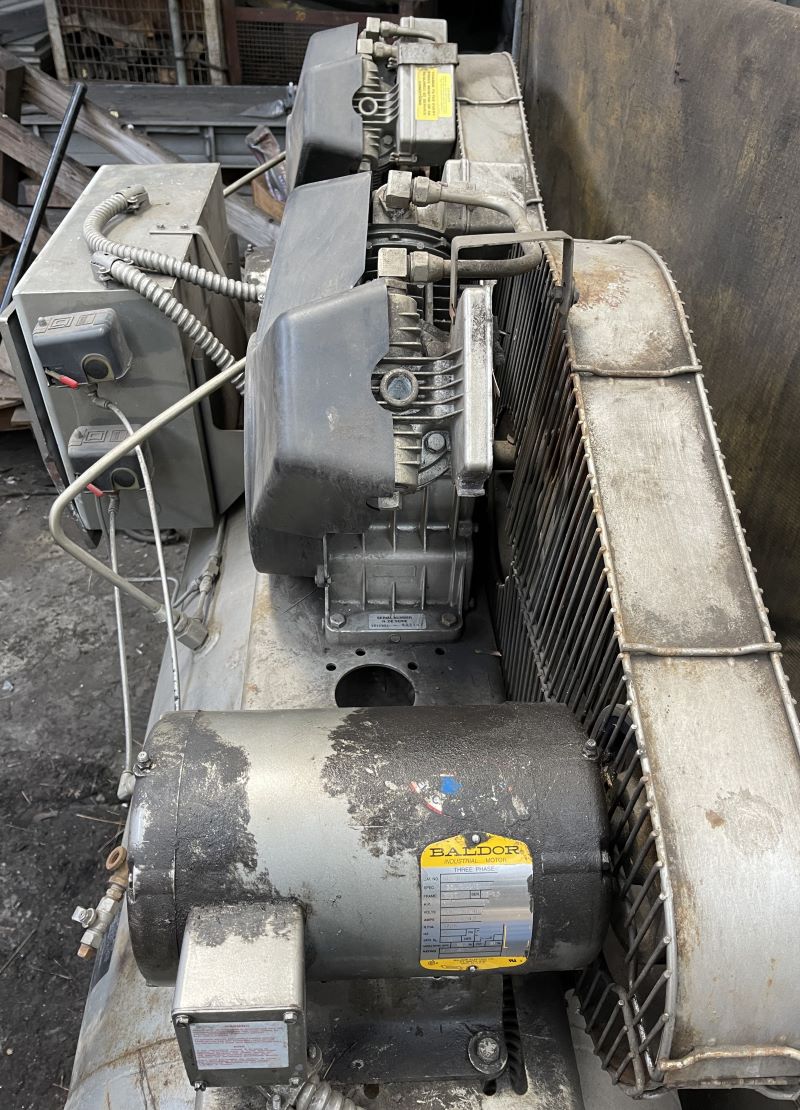 original-used-leroi-duplex-pre-owned-air-compressor-3-hp-on-both-motor-230-460-volts-8.jpg