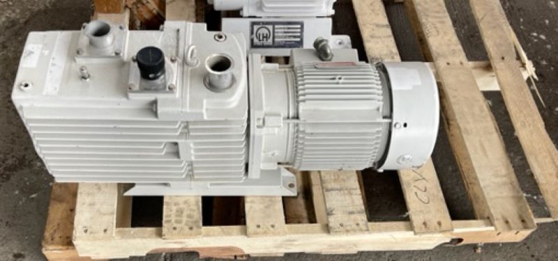 original-used-leybold-heraeus-d60-a-trivac-pump-3-hp-ge-motor-208-volt-3-phase.jpg