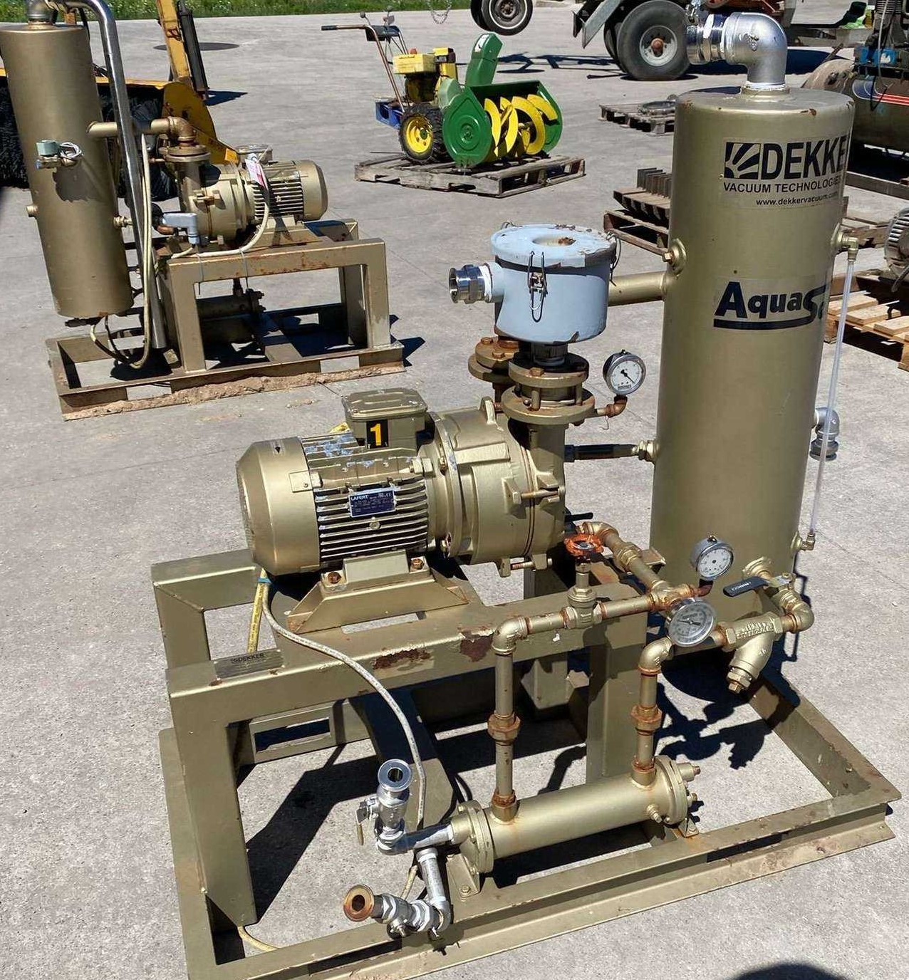 original-used-dekker-vacuum-technologies-single-stage-aqua-seal-full-recovery-liquid-ring-vacuum-pump-8.jpeg