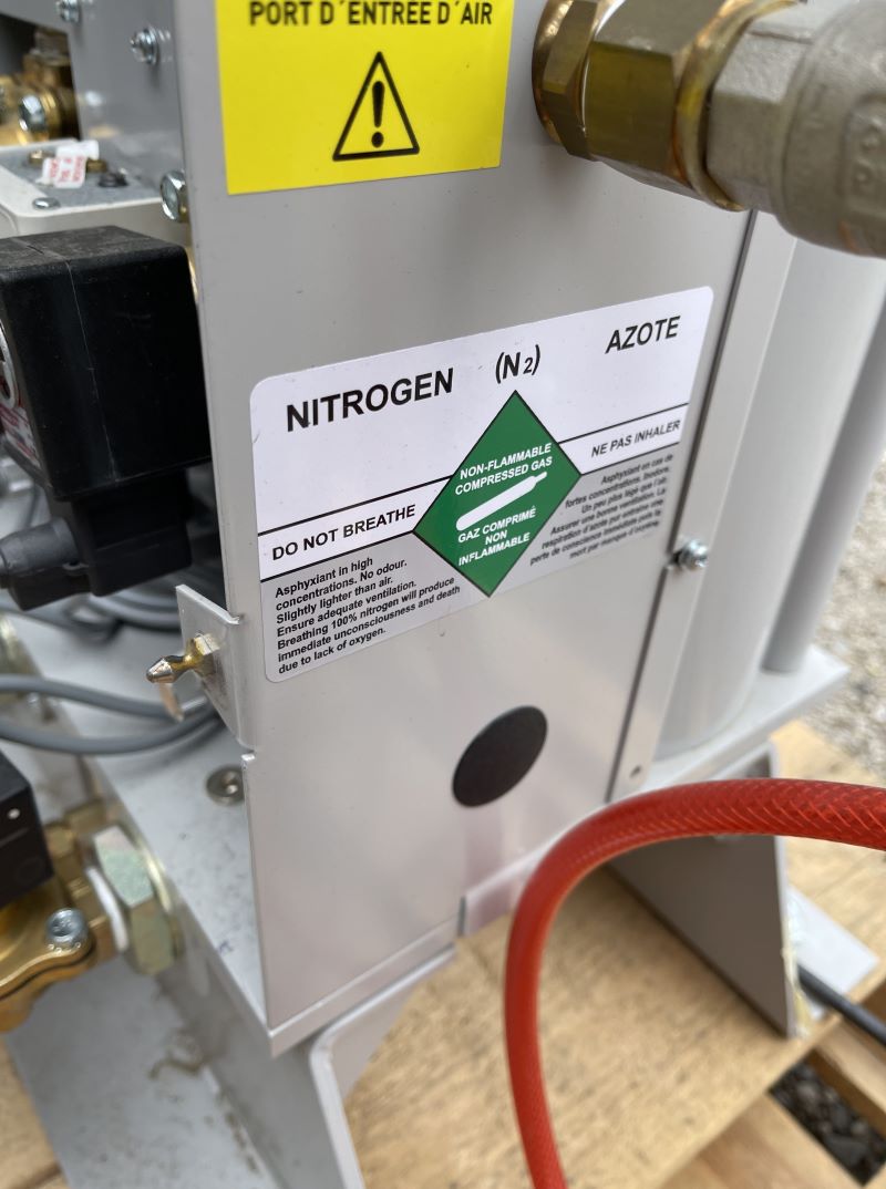 original-used-parker-hannifin-midigas-2-ncbln-n2-midigas-nitrogen-generator-4.jpg