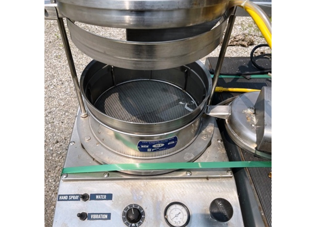 original-used-gilson-wet-vac-sieve-shaker-wv-3-for-8-inch-and-12-inch-sieves-115-v-60-hz.jpg